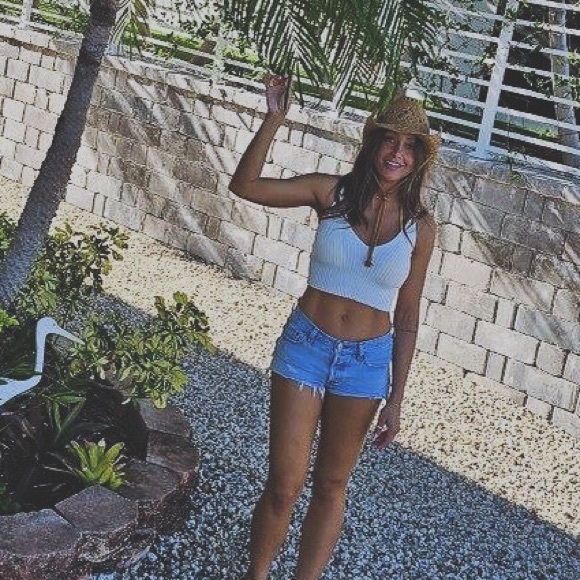 Meet your Posher, Kyla - Picture 1 of 1